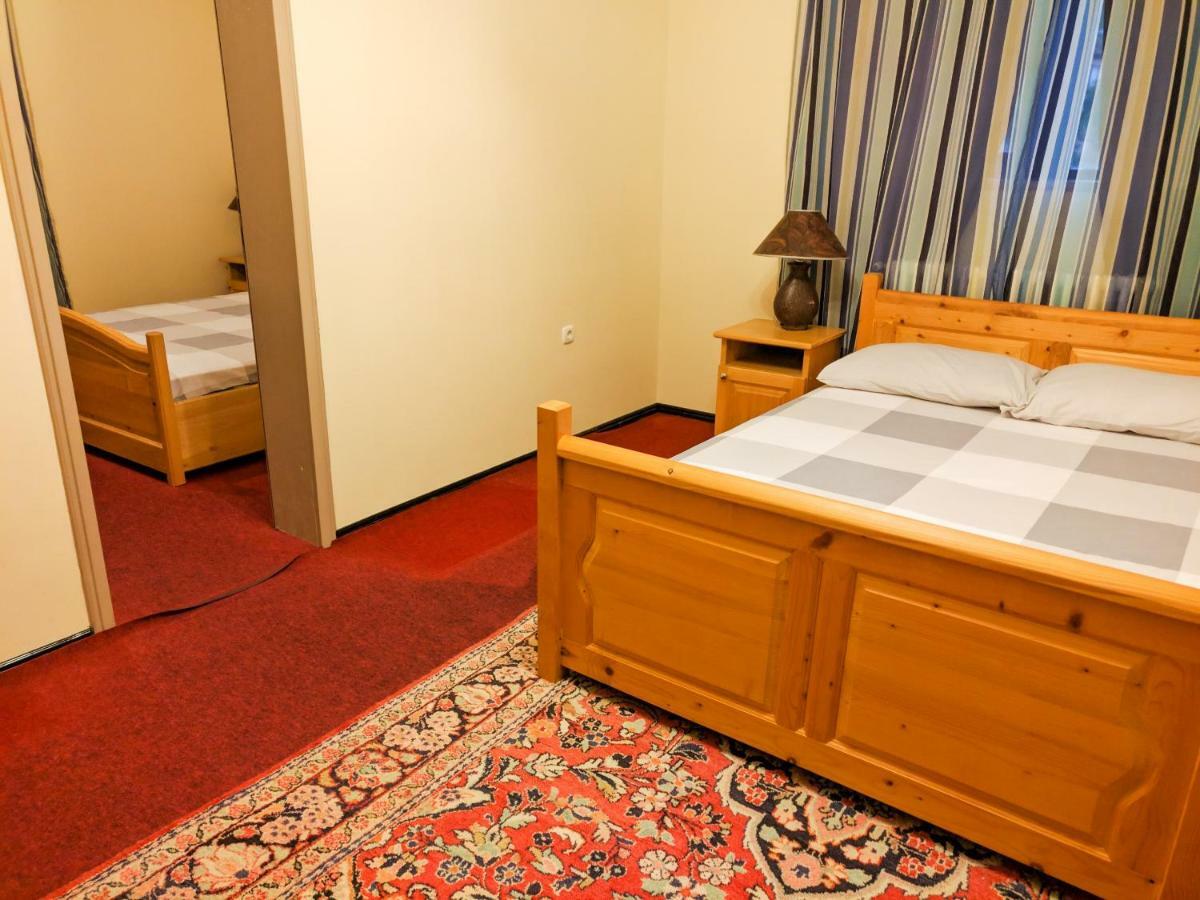 Motel Stecak Jajce Bagian luar foto